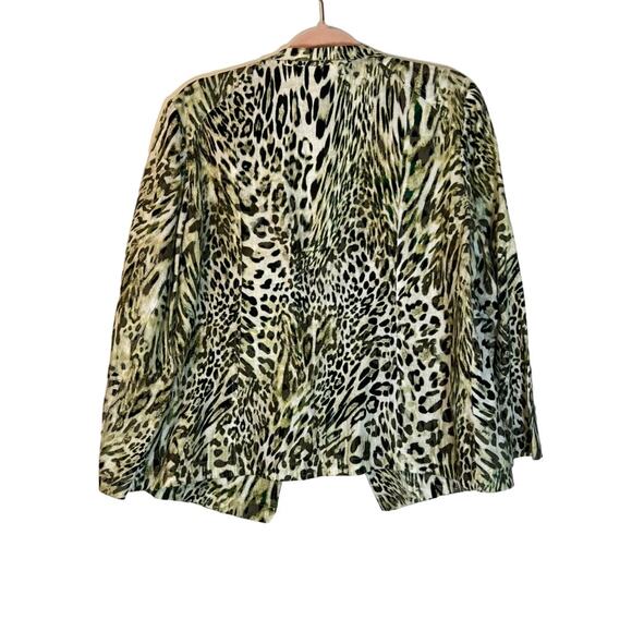Chico's White Animal Print 100% Linen Zipper Pockets Moto Open Blazer Size 2 - Picture 2 of 11